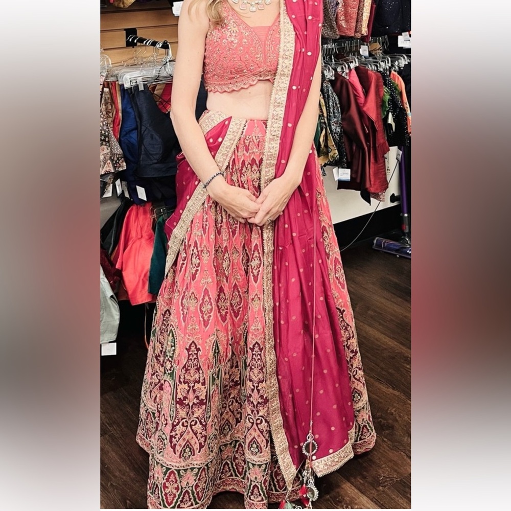 Pink Embroidered Indian Lehenga / Lehnga Set with Dupatta